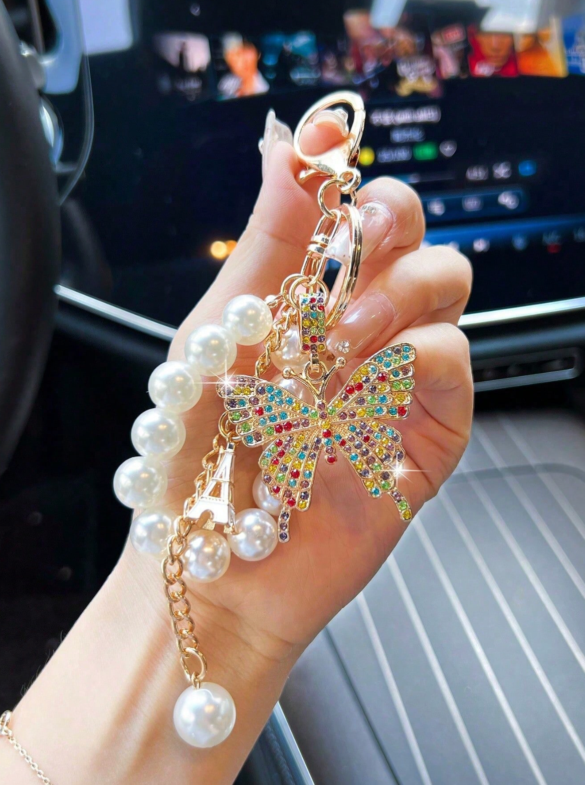 Rhinestone Butterfly Pearl Keychain – Elegant Bag & Car Charm for Women