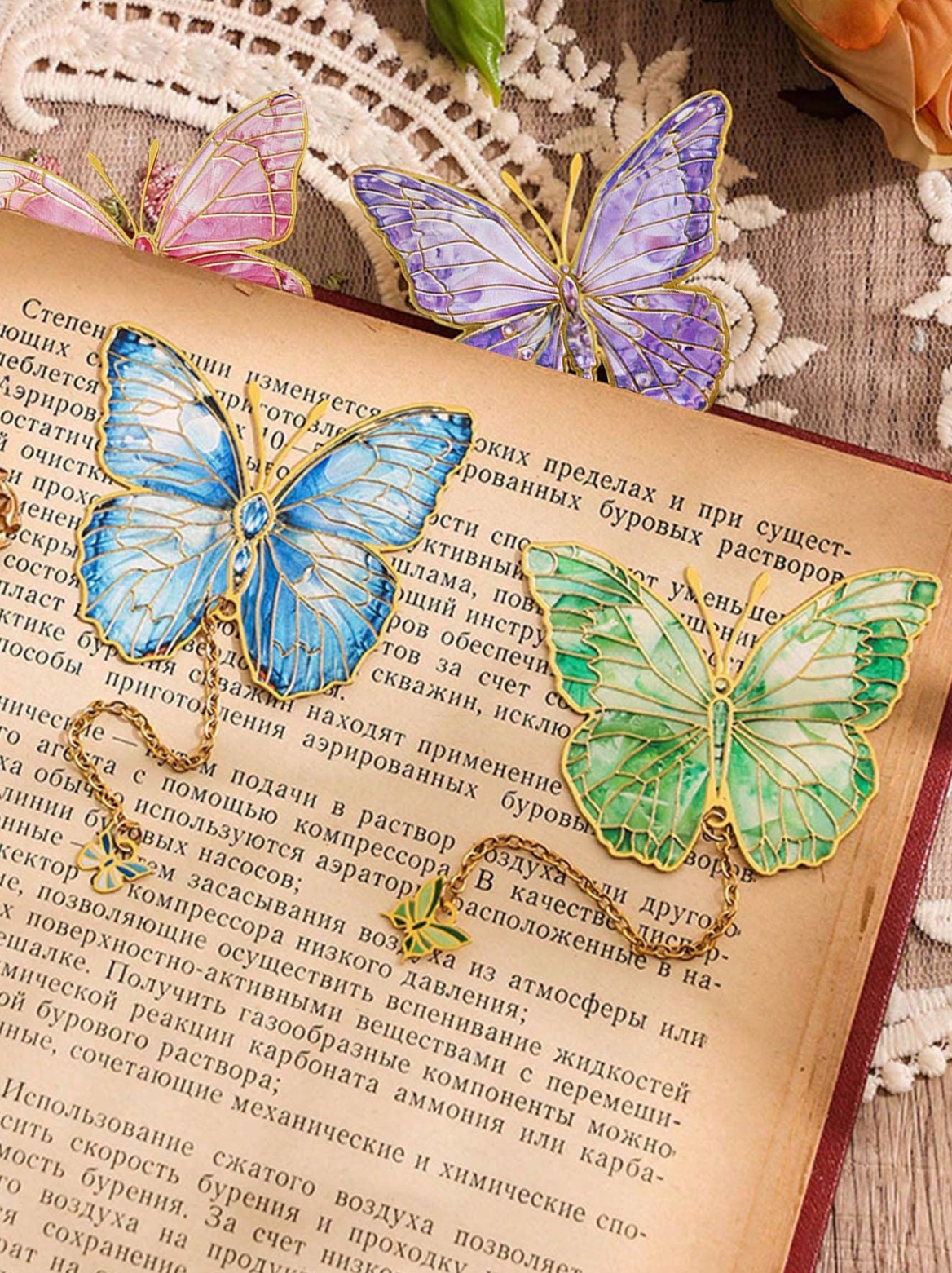 1pc Butterfly Metal Bookmark – Elegant Hollow Design Page Marker for Books, Journals & Planners