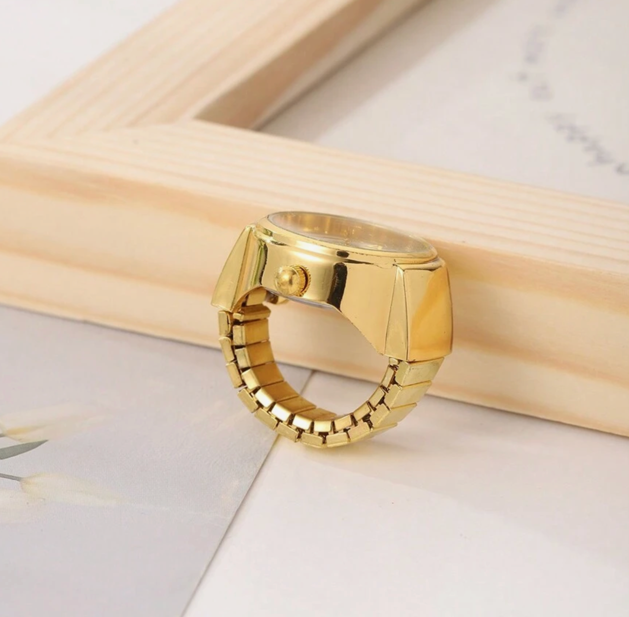 1pc Butterfly Pattern Watch Ring With Fashionable & Unique Design