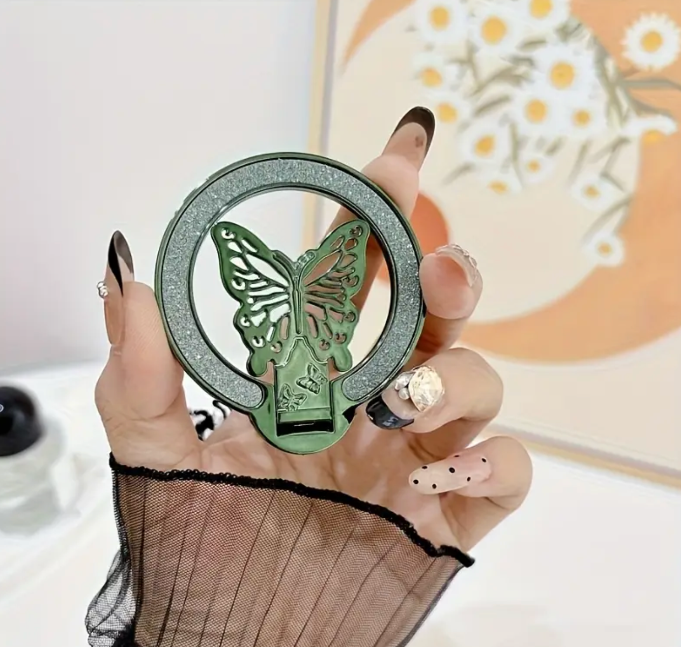 1pc Glitter Butterfly Phone Ring Holder – Ultra-Thin Magnetic Foldable Stand, Wireless Charging Compatible