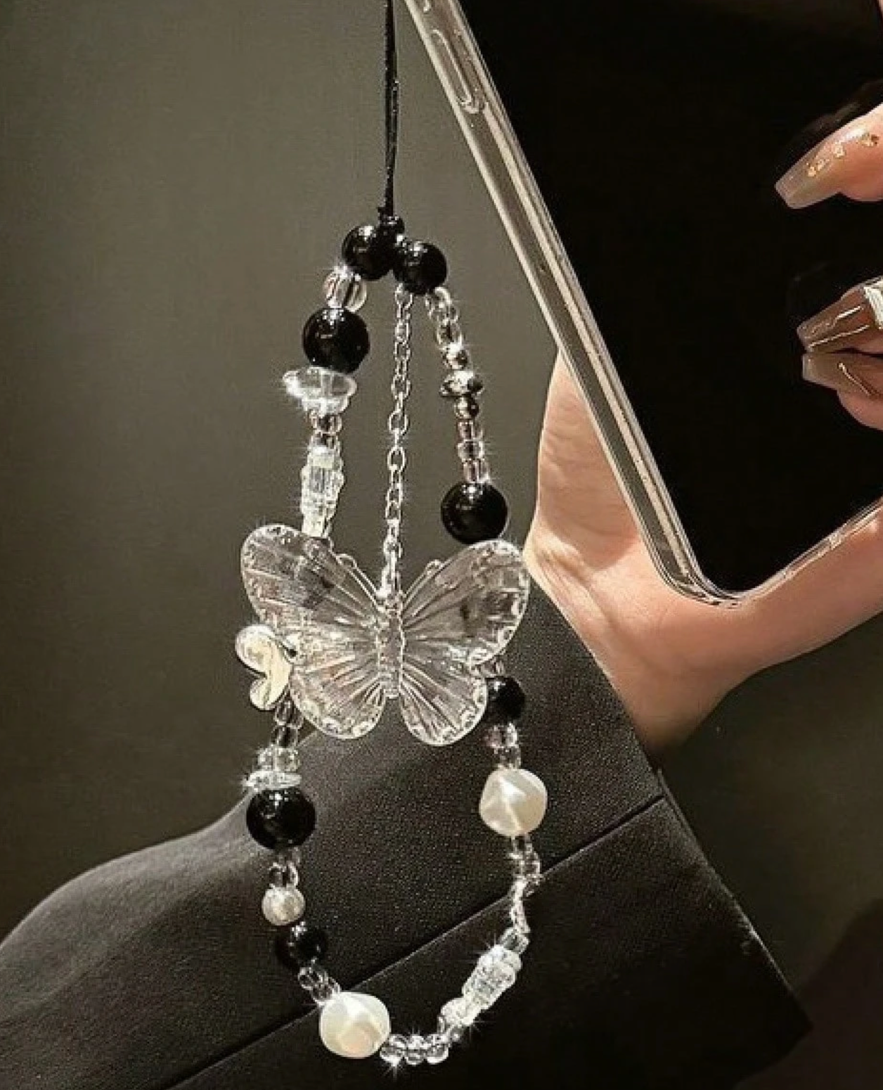 3D Crystal Butterfly Pearl Phone Chain – Luxury Detachable Lanyard for All Phone Models