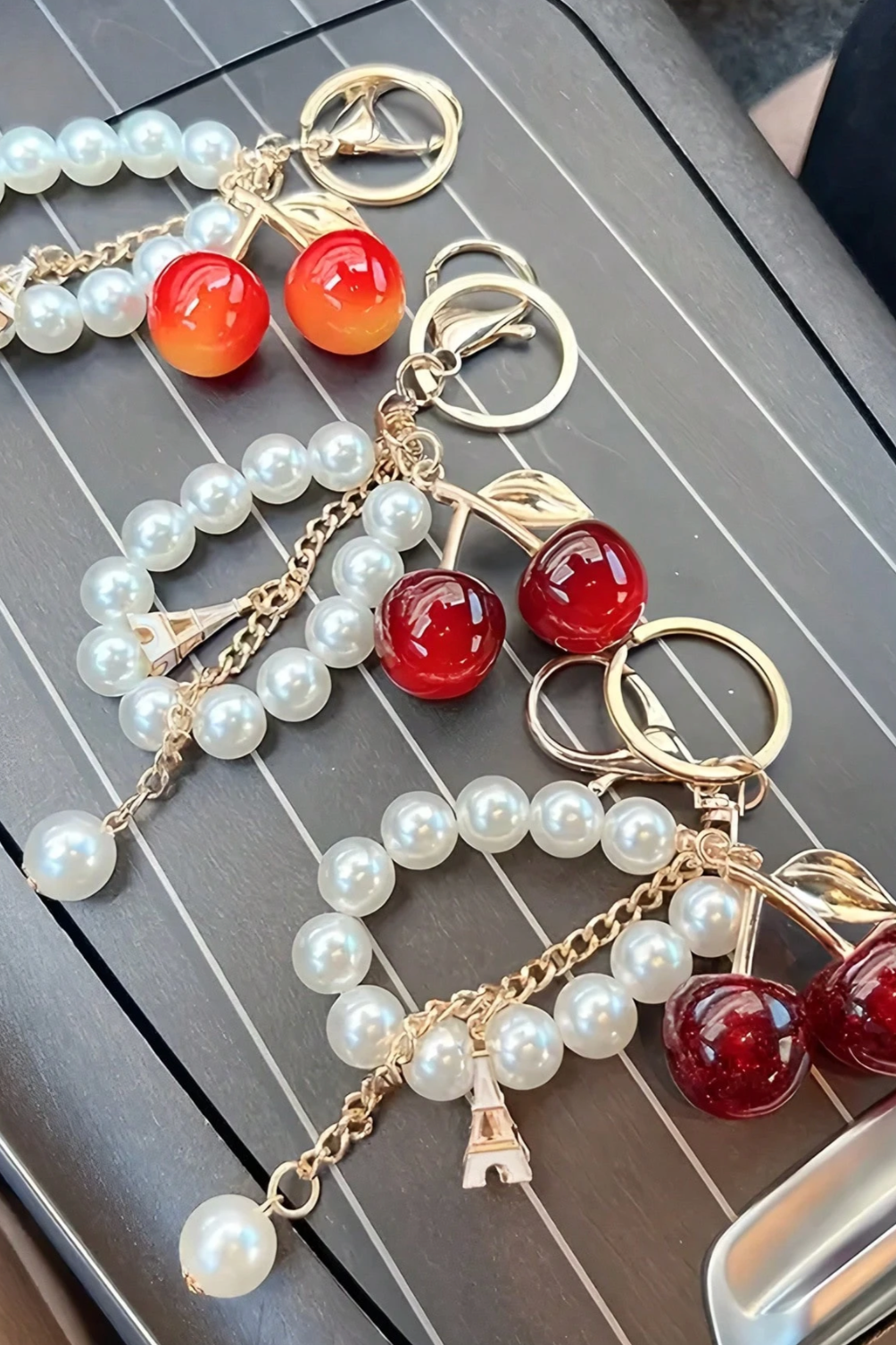 Red Glitter Cherry Pearl Keychain – Cute Bag Charm for Women, Alloy Pendant Accessory for Purse or Backpack