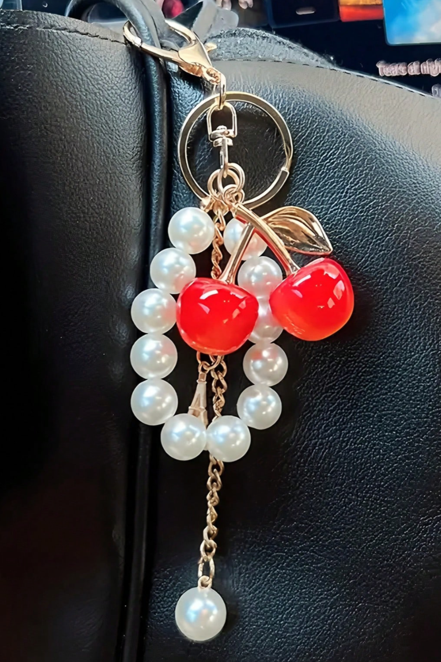 Red Glitter Cherry Pearl Keychain – Cute Bag Charm for Women, Alloy Pendant Accessory for Purse or Backpack