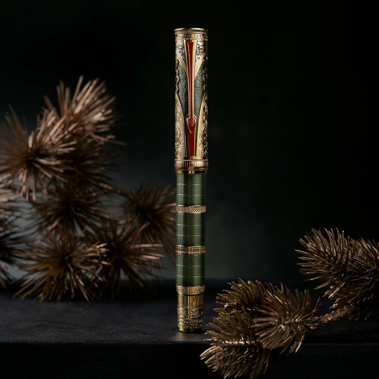 D5 Qin Dynasty Fountain Pen - Retro Chinese Totem Engraving, Smooth Writing - Pen Box Set