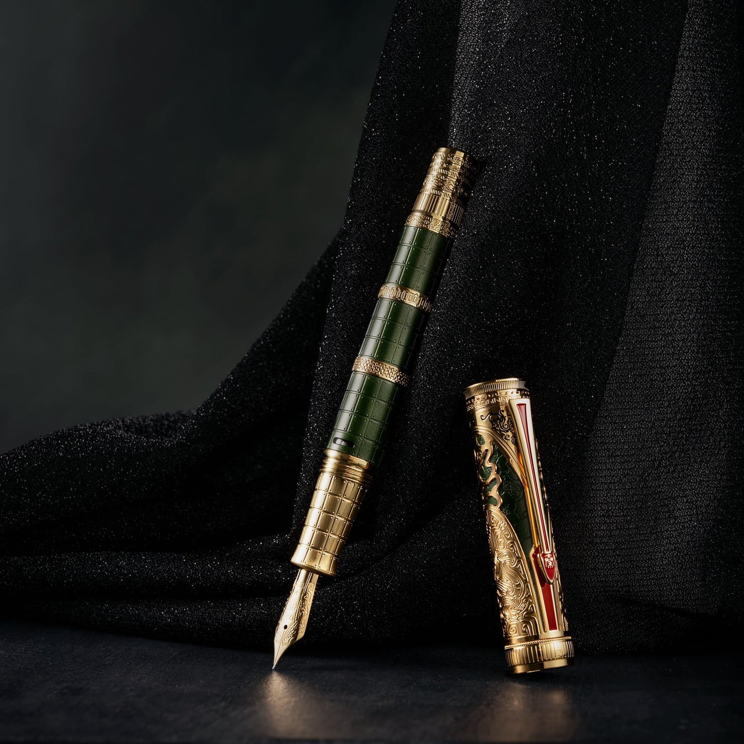 D5 Qin Dynasty Fountain Pen - Retro Chinese Totem Engraving, Smooth Writing - Pen Box Set