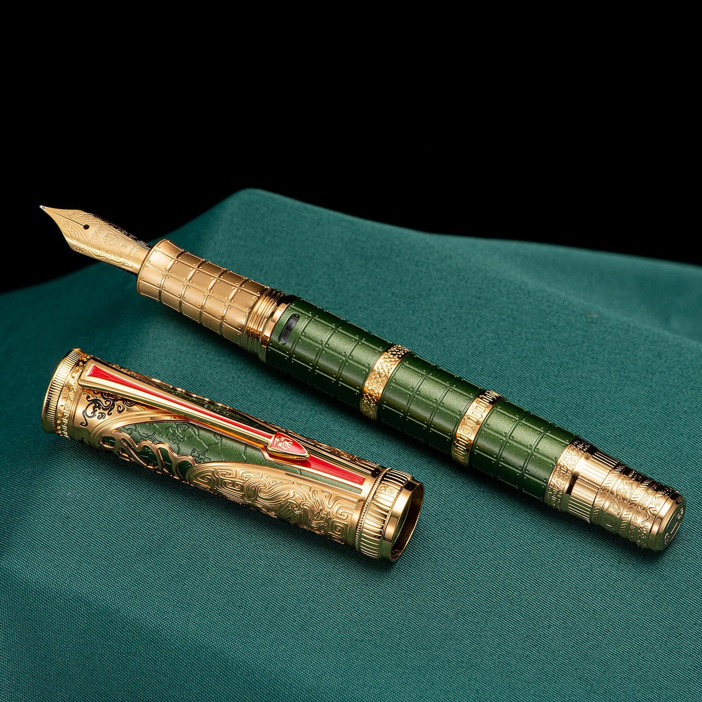 D5 Qin Dynasty Fountain Pen - Retro Chinese Totem Engraving, Smooth Writing - Pen Box Set