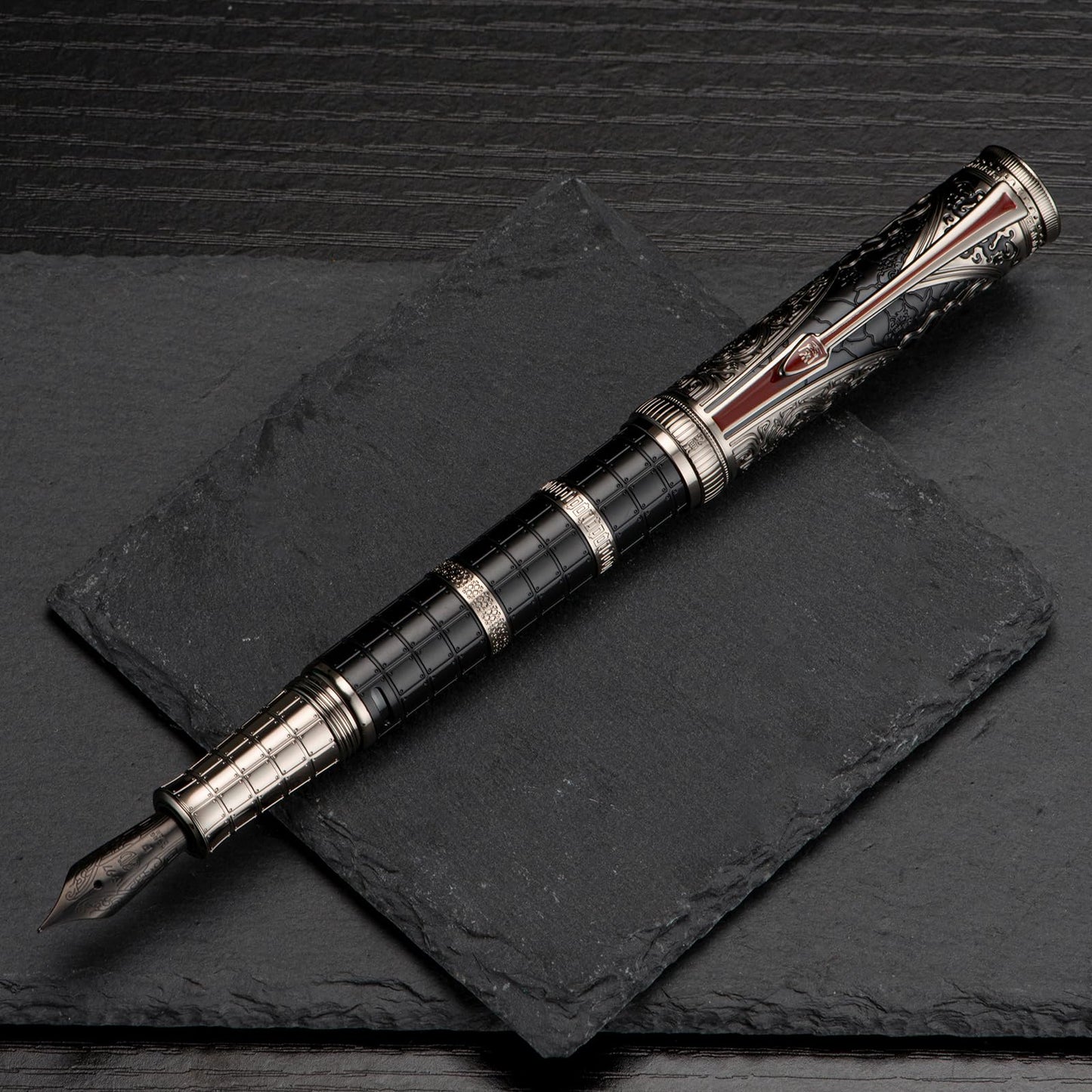 D5 Qin Dynasty Fountain Pen - Retro Chinese Totem Engraving, Smooth Writing - Pen Box Set