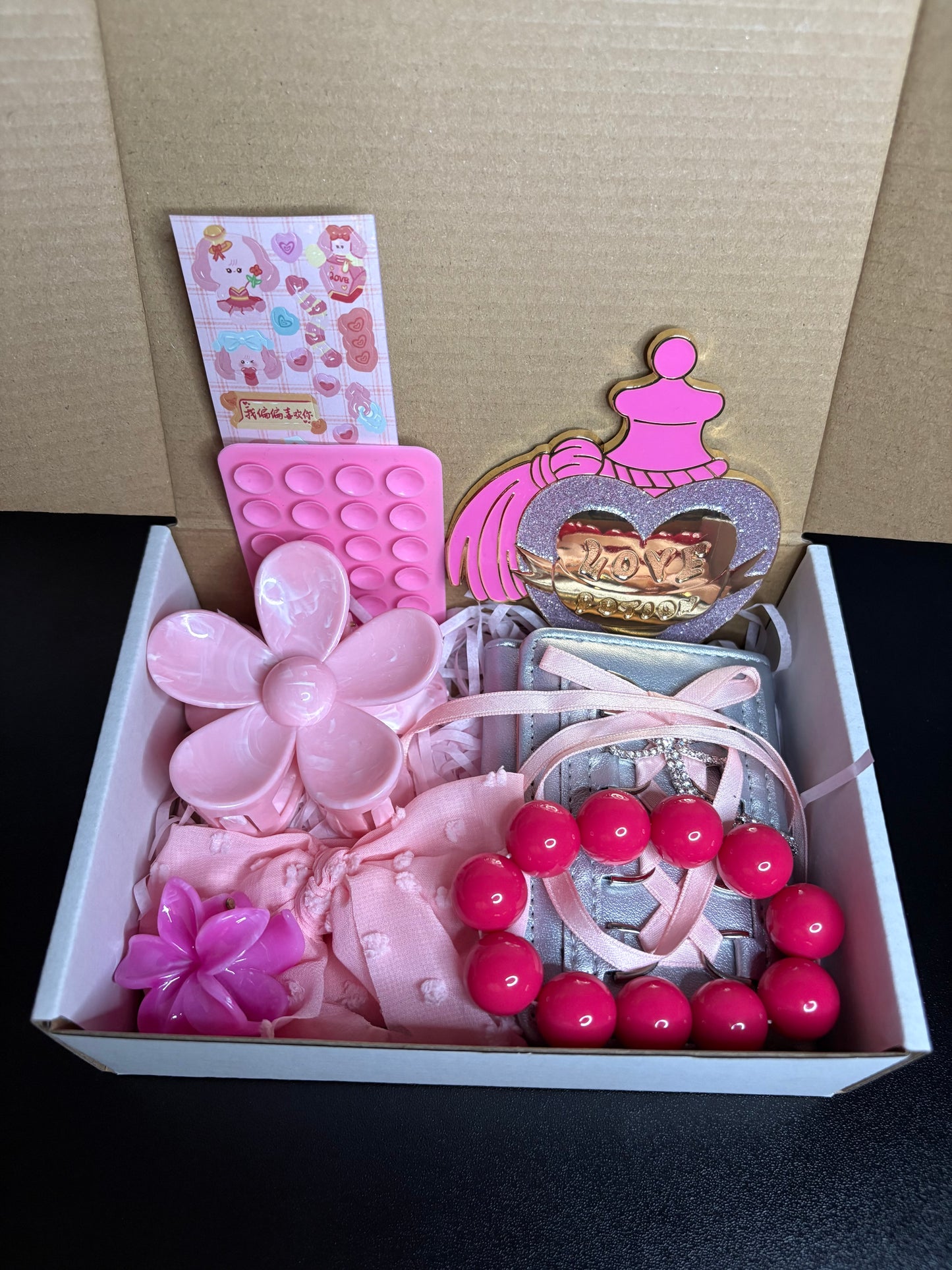 Girl's Favorite Gift Box