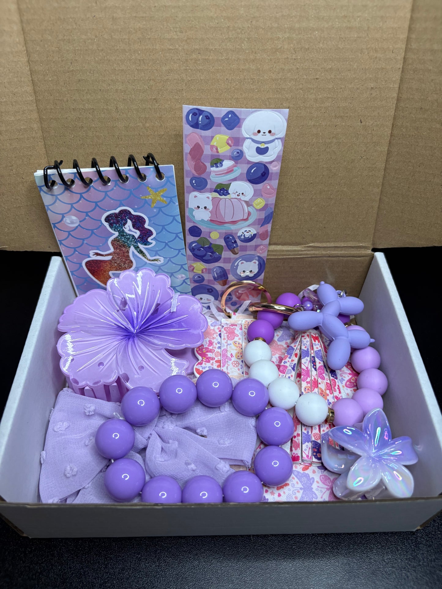 Girl's Favorite Gift Box