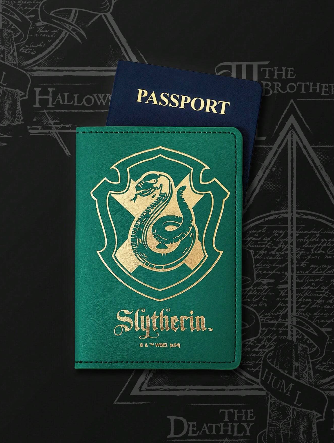 Harry Potter Fashion PU Leather Foil Emblem Print Passport Holder