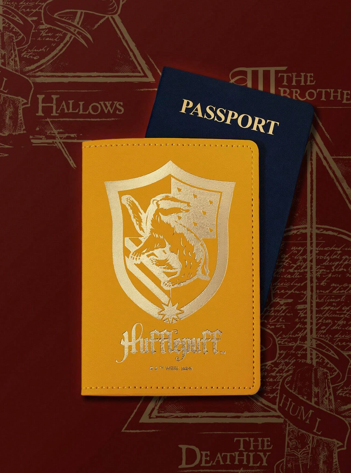 Harry Potter Fashion PU Leather Foil Emblem Print Passport Holder