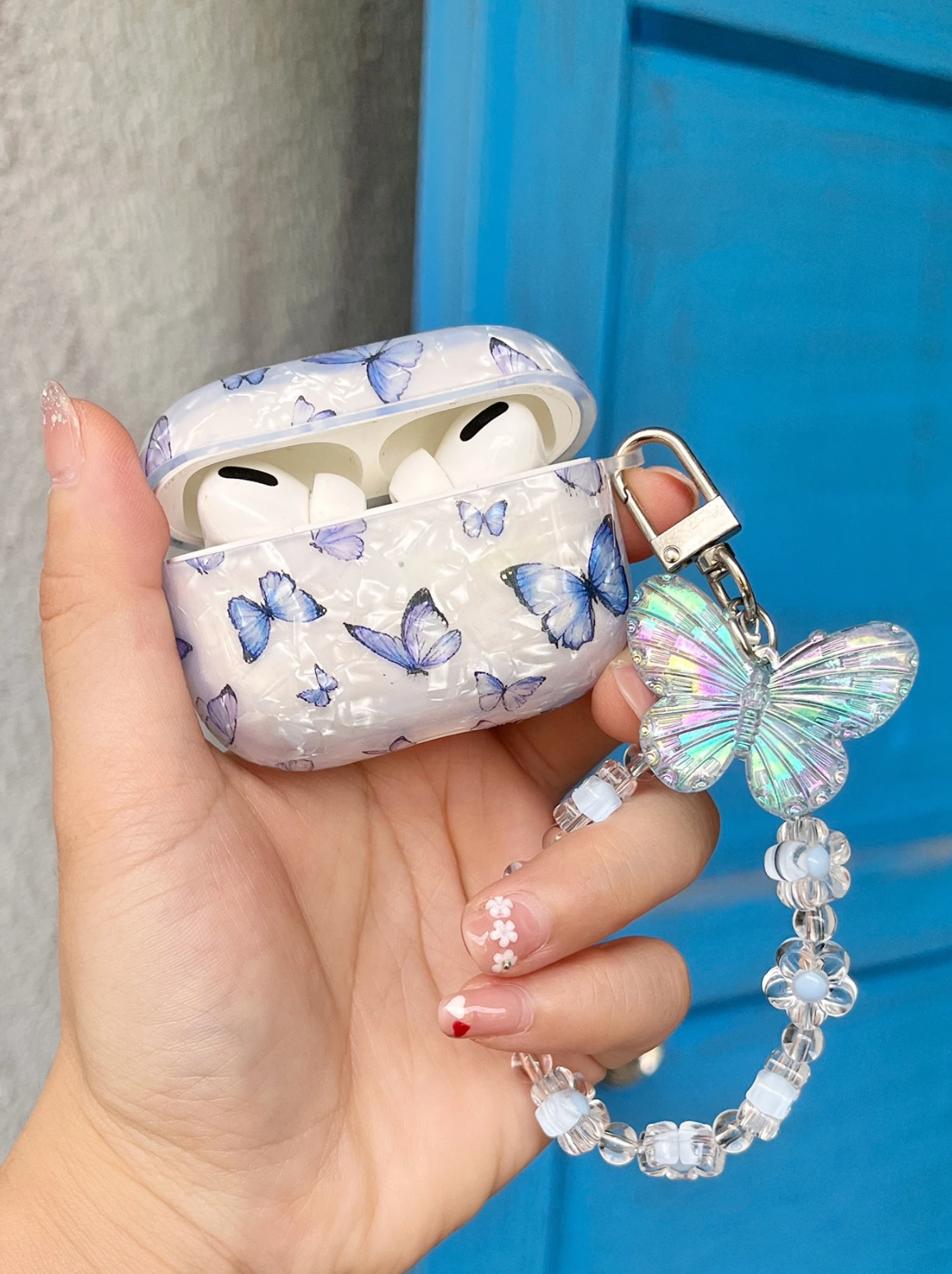 Butterfly Pattern AirPods Case – Cute Protective Cover Compatible with AirPods