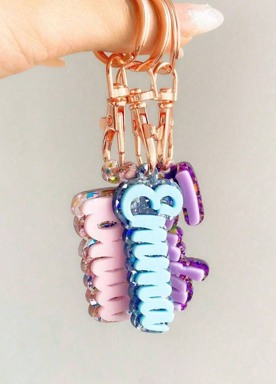 [Made-to-Order] Acrylic Costum Name Keychain, 7-12 Business Days Processing Time