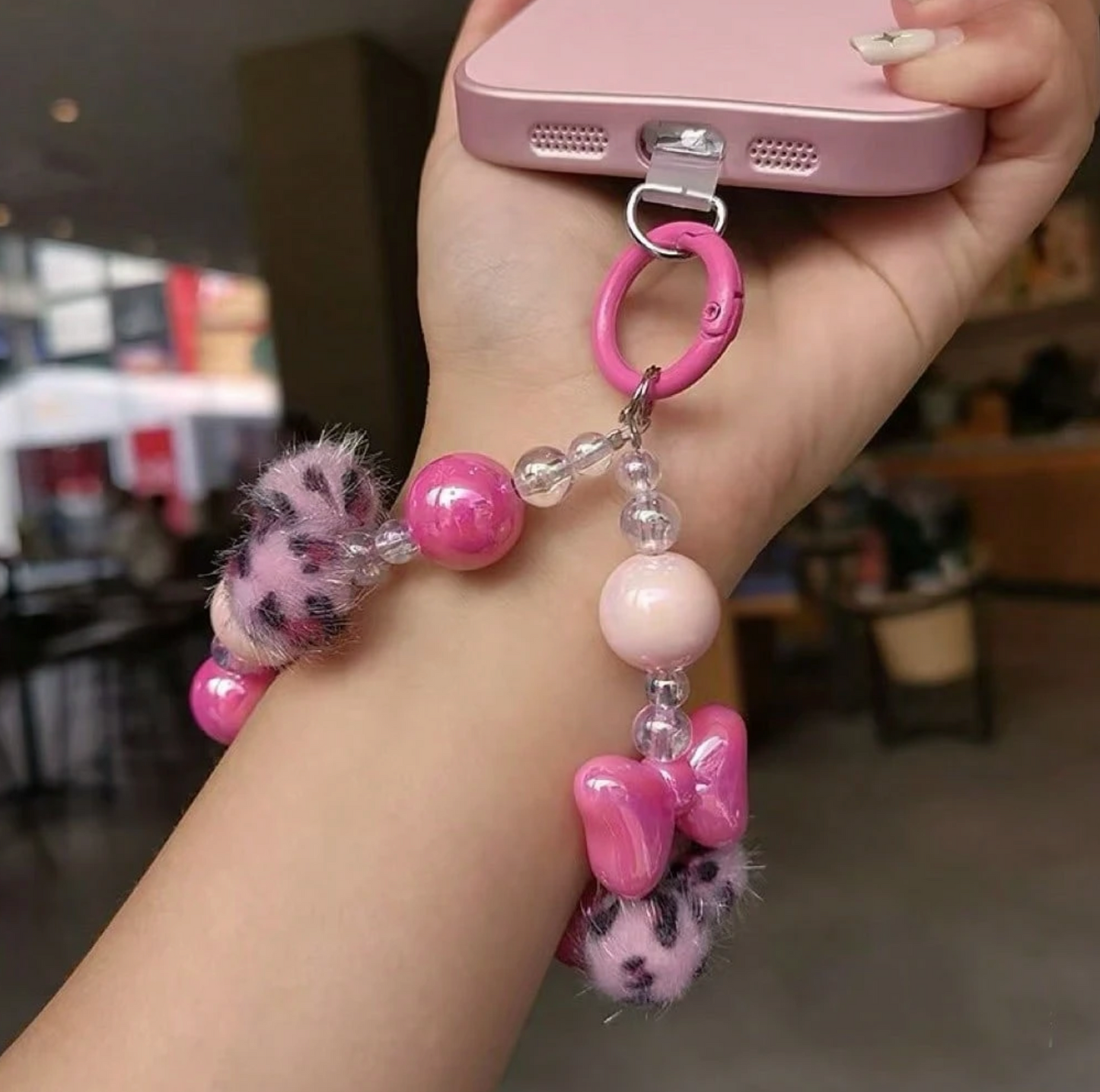 Leopard Fur Pom Pom Beaded Wrist Strap – High-End Bowknot Clip-On Lanyard for Phones, Keys & Bags