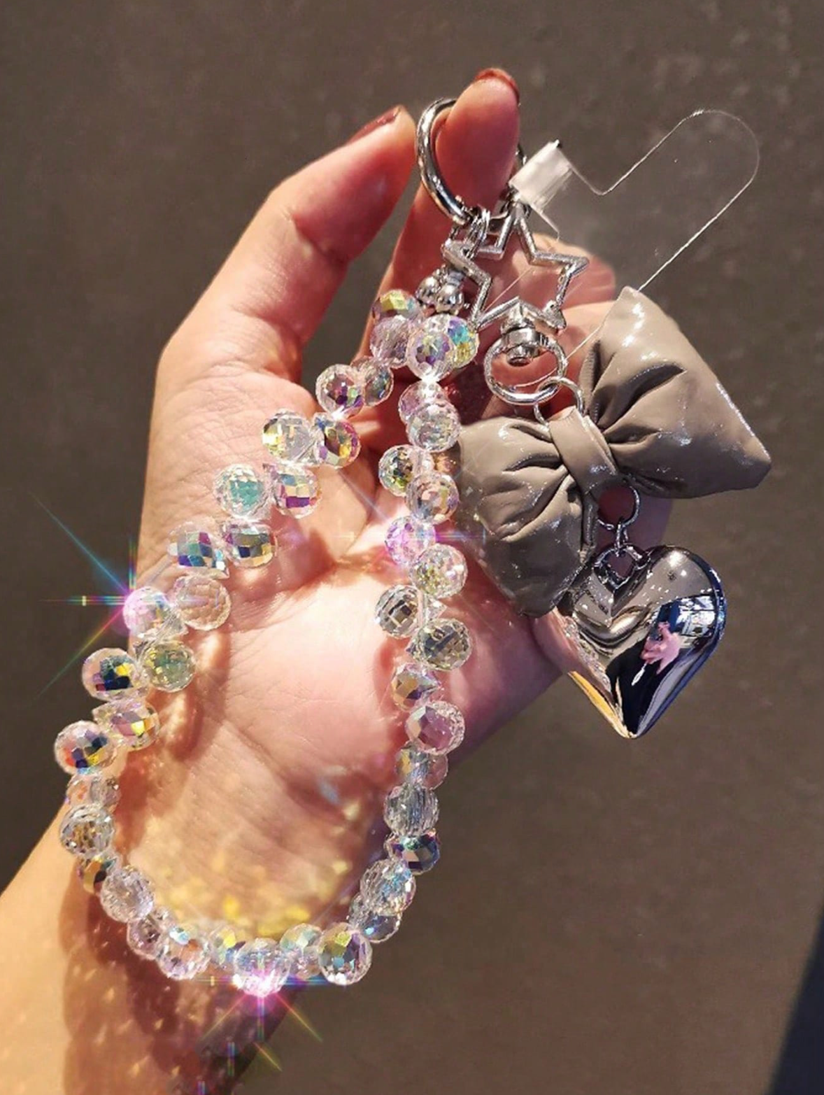 1pc Heart-Shaped Beaded Phone Lanyard – Fashion Wrist Strap with Transparent Patch for Universal Phone Use