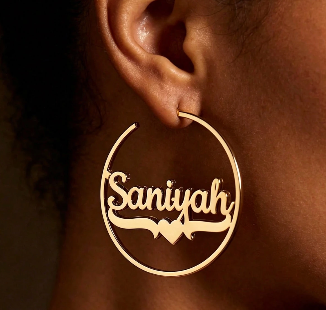 Costum Name Round Earrings